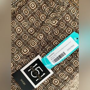 One5One L NWT shorts Odessa